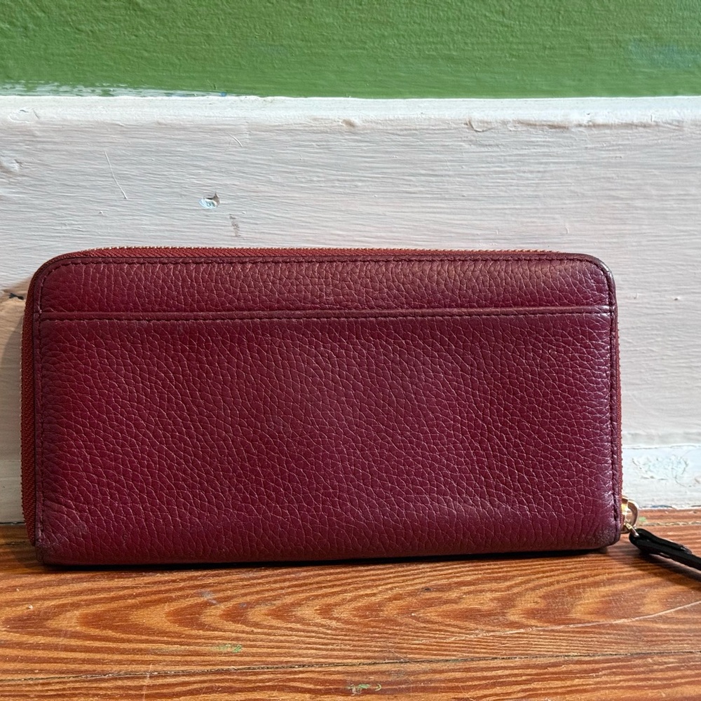 Kate Spade Wallet - Picture 2 of 4